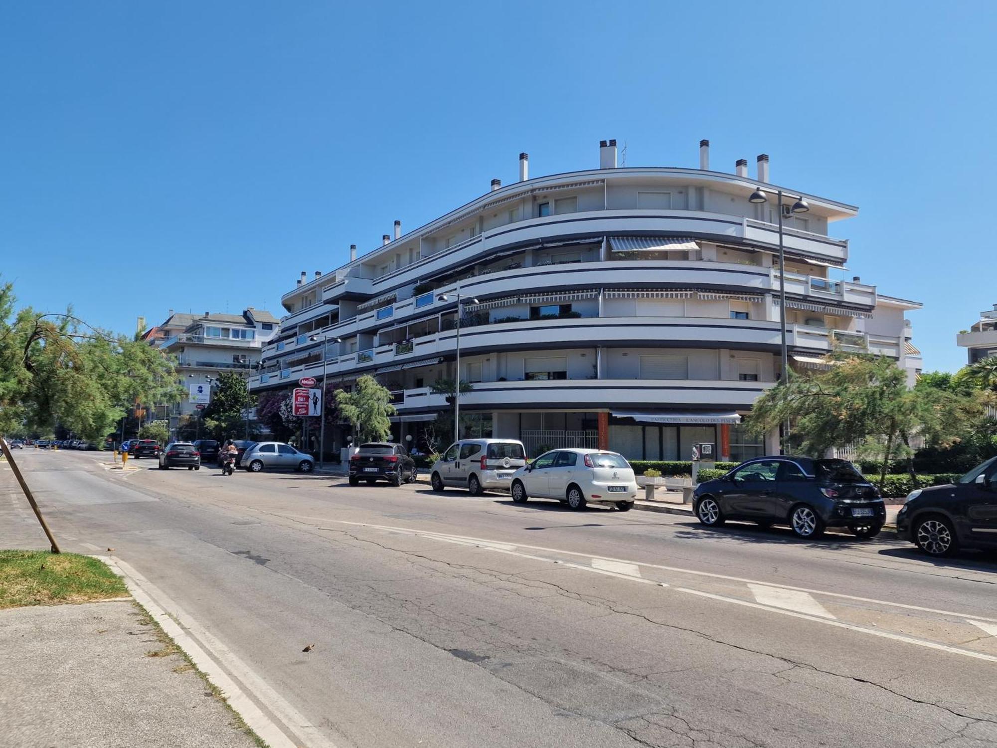 Tramonti Apartments Pescara Exteriör bild