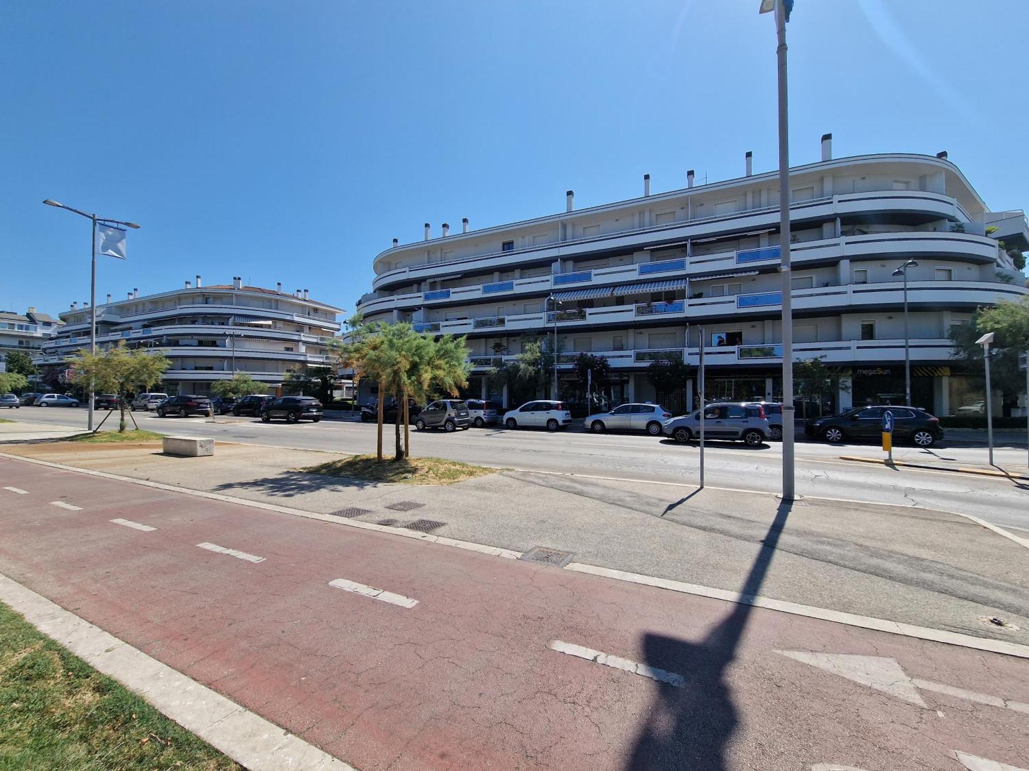 Tramonti Apartments Pescara Exteriör bild